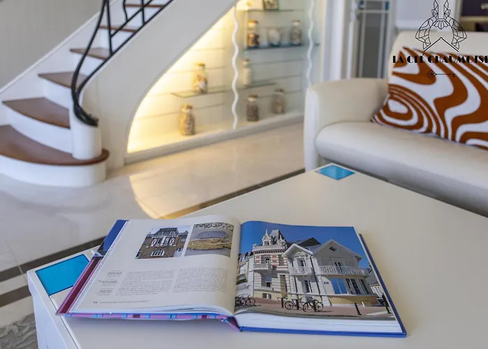 فيلة Des Palmiers