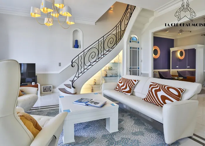 Des Palmiers * لي سابلِ دولونْ