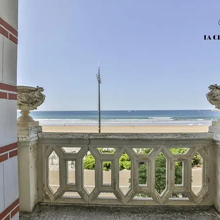 Des Palmiers Villa *