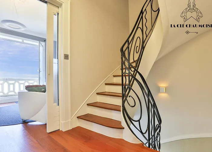 Des Palmiers Villa *