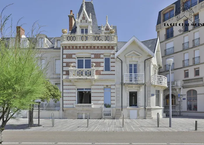 Des Palmiers 莱萨布勒-多洛讷